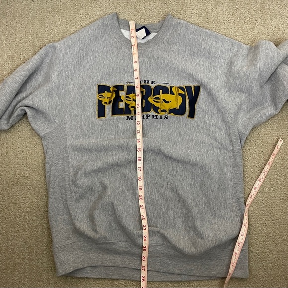 The Peabody Memphis Vintage Sweatshirt Size Medium - Picture 6 of 7
